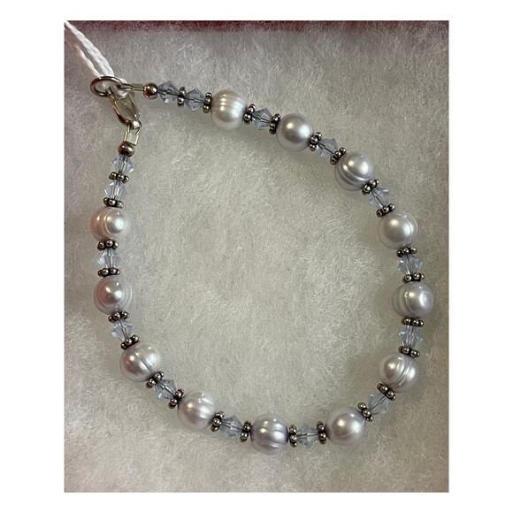 Fresh Water Blue Pearls - Handcrafted Austrian Crystal Beads Bracelet Jewelry - Picture 5 of 6